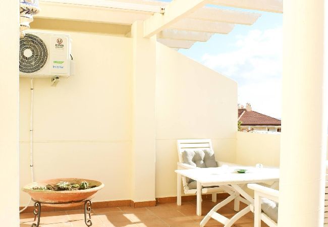 Apartamento en Rincón de la Victoria - Magnífico ático vacacional frente al mar en Rincón de la Victoria  Apartamento en Rincón de la Victoria - Magnífico ático vacacional frente al mar en Rincón de la Victoria