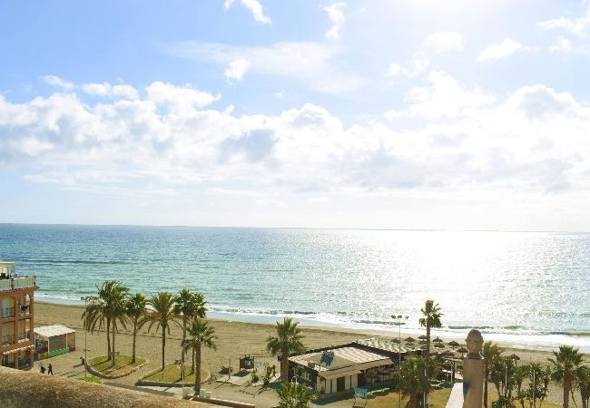 Apartamento en Rincón de la Victoria - Magnífico ático vacacional frente al mar en Rincón de la Victoria  Apartamento en Rincón de la Victoria - Magnífico ático vacacional frente al mar en Rincón de la Victoria