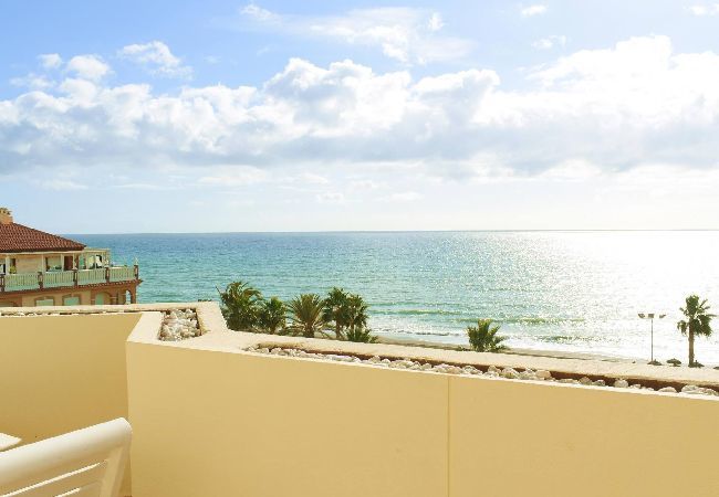 Apartamento en Rincón de la Victoria - Magnífico ático vacacional frente al mar en Rincón de la Victoria  Apartamento en Rincón de la Victoria - Magnífico ático vacacional frente al mar en Rincón de la Victoria