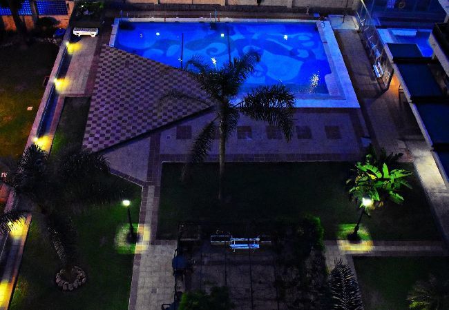 Apartamento en Torremolinos - Amplio apto vacacional a pie de playa en Torremolinos  Apartamento en Torremolinos - Amplio apto vacacional a pie de playa en Torremolinos