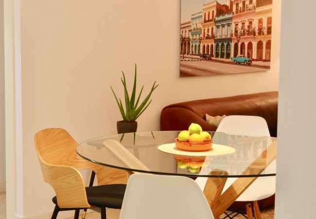 Apartamento en Málaga - Amplio apartamento vacacional con vistas espectaculares en el centro de Málaga Apartamento en Málaga - Amplio apartamento vacacional con vistas espectaculares en el centro de Málaga