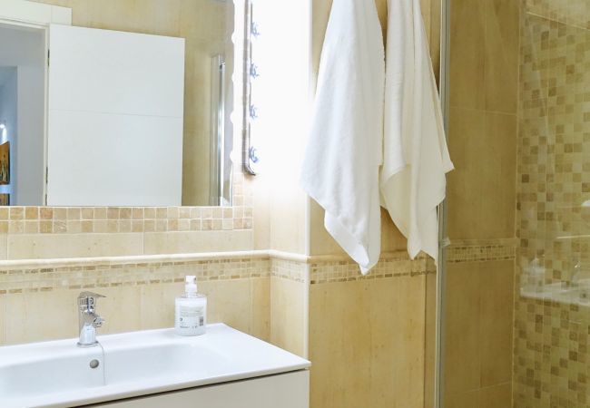 Apartamento en Málaga - Amplio apartamento vacacional con vistas espectaculares en el centro de Málaga Apartamento en Málaga - Amplio apartamento vacacional con vistas espectaculares en el centro de Málaga