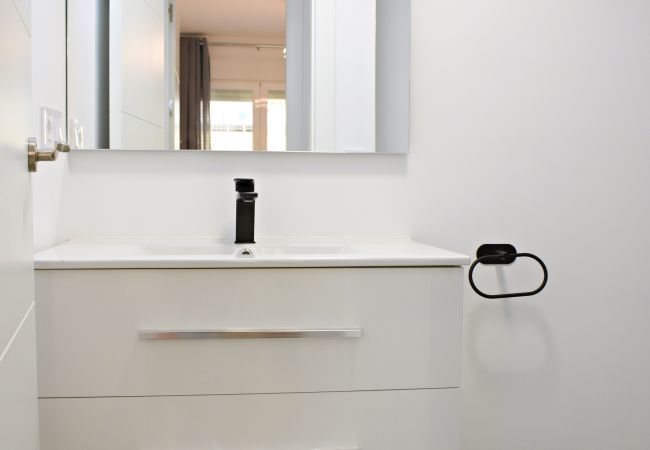 Apartamento en Málaga - AT La Isla: Preciosos apartamentos cerca de la playa Apartamento en Málaga - AT La Isla: Preciosos apartamentos cerca de la playa