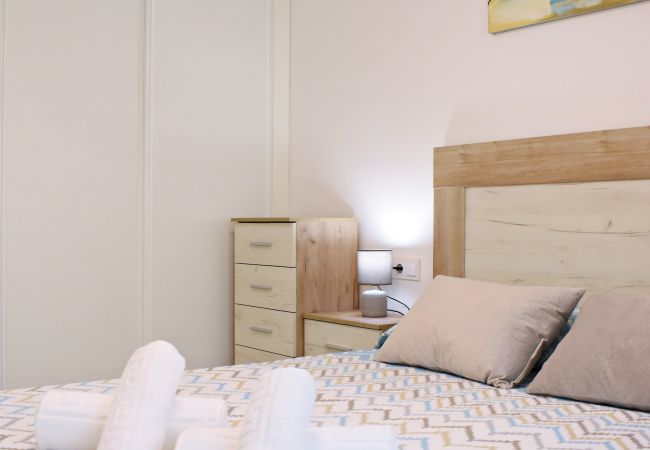 Apartamento en Málaga - AT La Isla: Preciosos apartamentos cerca de la playa Apartamento en Málaga - AT La Isla: Preciosos apartamentos cerca de la playa