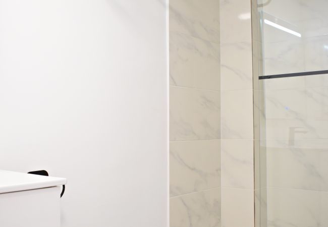 Apartamento en Málaga - AT La Isla: Preciosos apartamentos cerca de la playa Apartamento en Málaga - AT La Isla: Preciosos apartamentos cerca de la playa