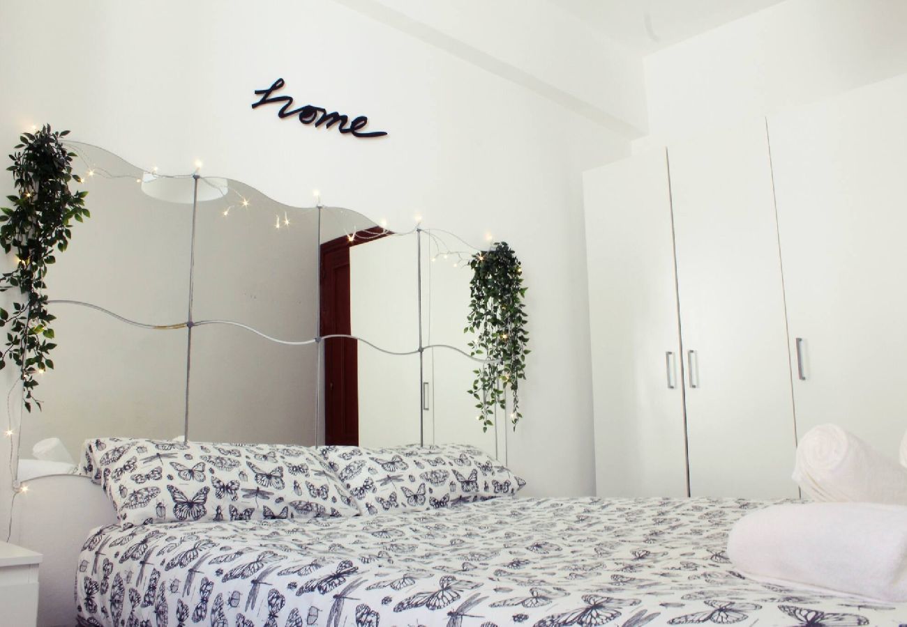 Apartamento-vacacional Málaga Cuatro-Huéspedes Easy-Rent-Málaga Perfecto-para-familias