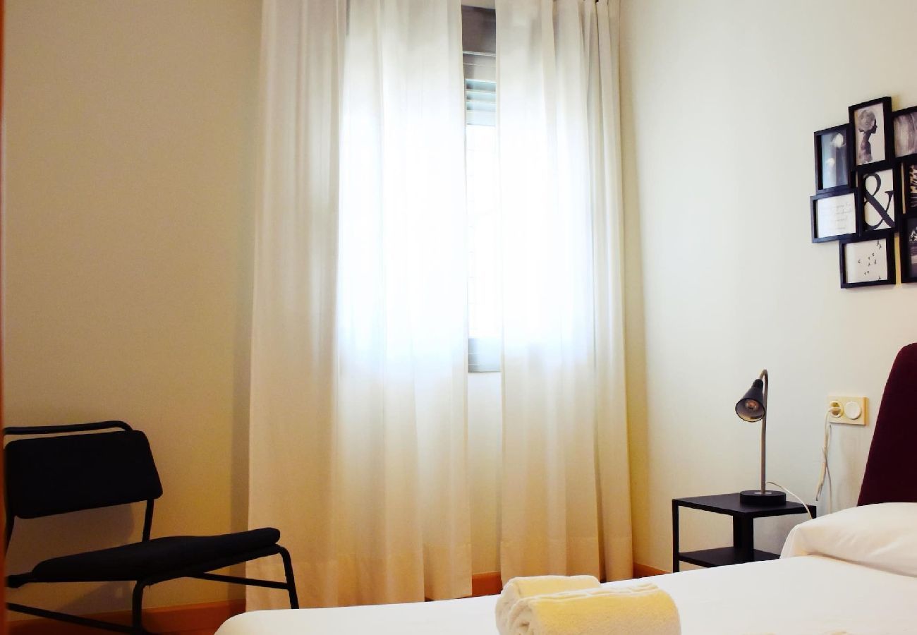 Apartamento en Málaga - Tranquilo Apartamento Cerca del Centro Histórico de Málaga