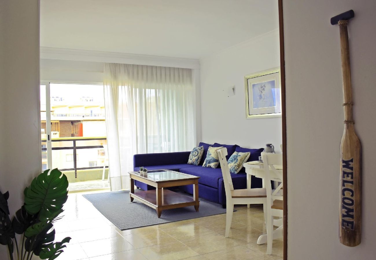 Apartamento Torremolinos Frente-al-mar Siete-Huéspedes Piscina Easy-Rent-Málaga