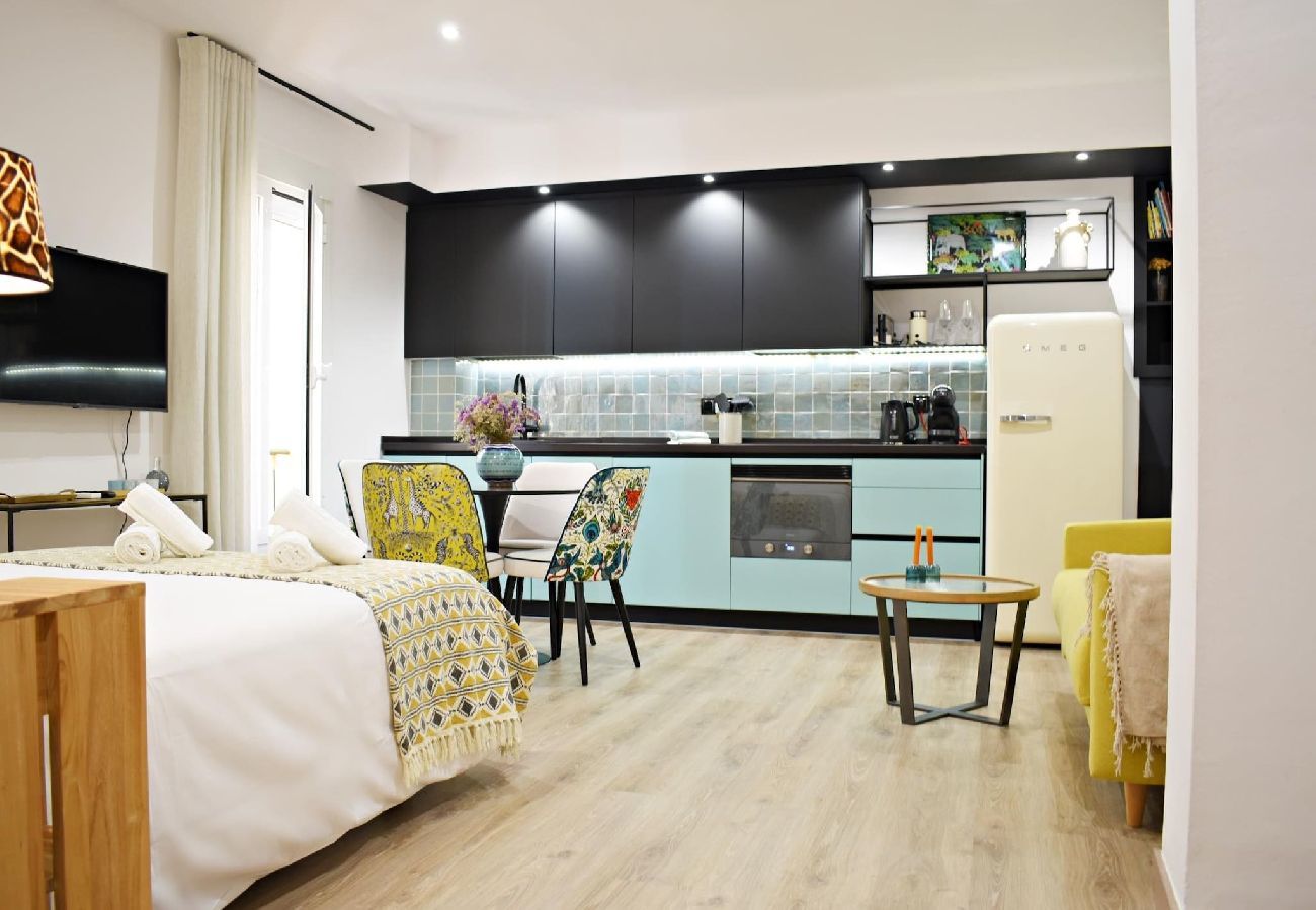 Apartamento-vacacional Málaga Dos-Huéspedes Easy-Rent-Málaga Perfecto-para-parejas