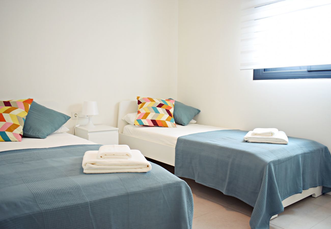 Apartamento Málaga Playa-de-la-misericordia Seis-huéspedes Easy-Rent-Málaga