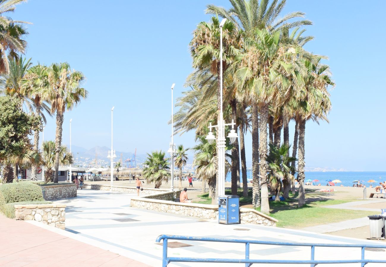 Apartamento Málaga Playa-de-la-misericordia Seis-huéspedes Easy-Rent-Málaga