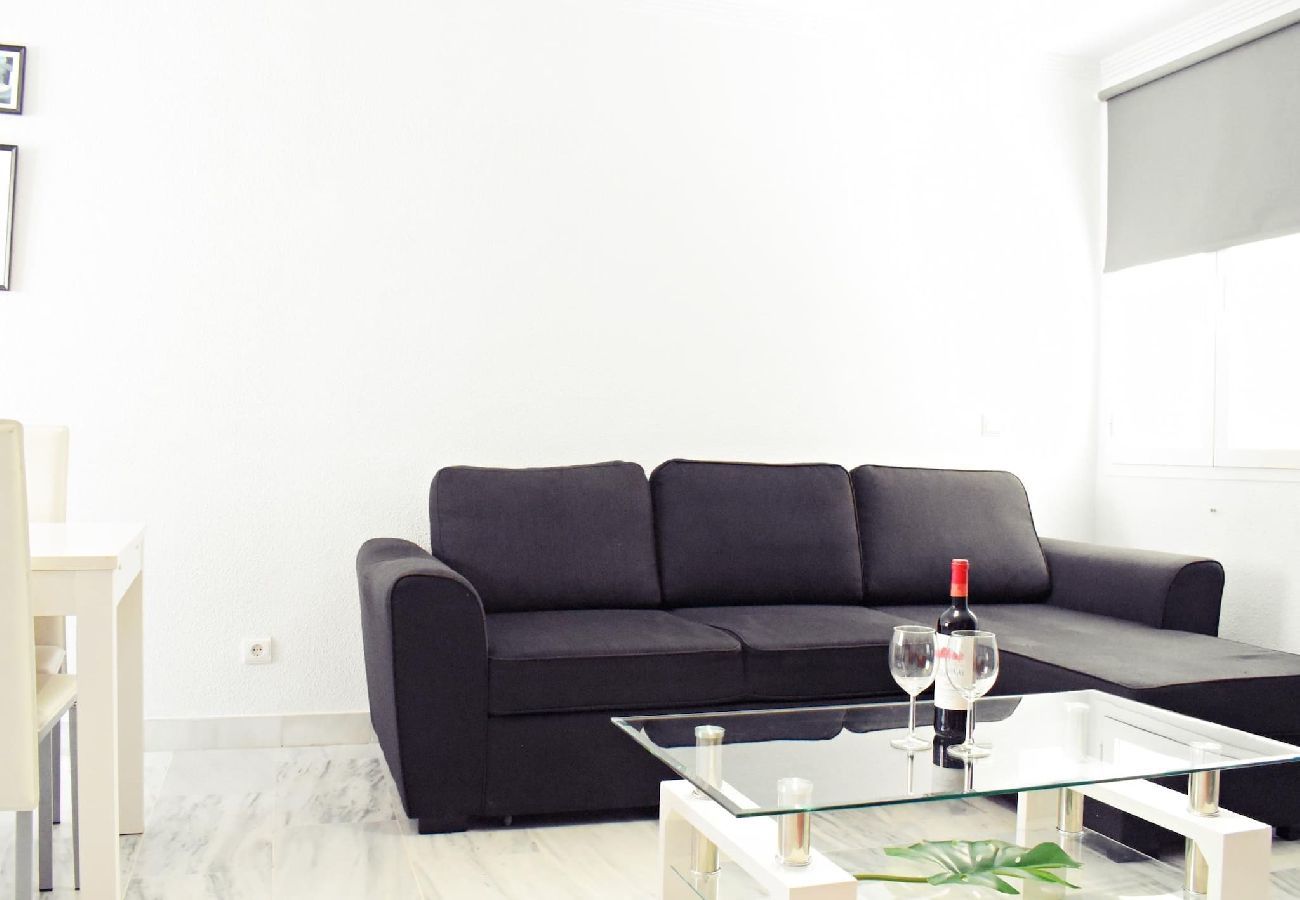 Apartamento en Málaga - Fabuloso apartamento vacacional de dos dormitorios en Málaga