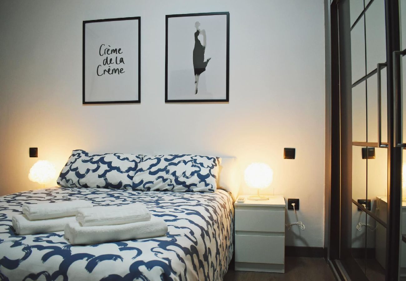 Apartamento-vacacional-Málaga Seis-Huéspedes Easy-Rent-Málaga Perfecto-para-familias Centro-de-Málaga