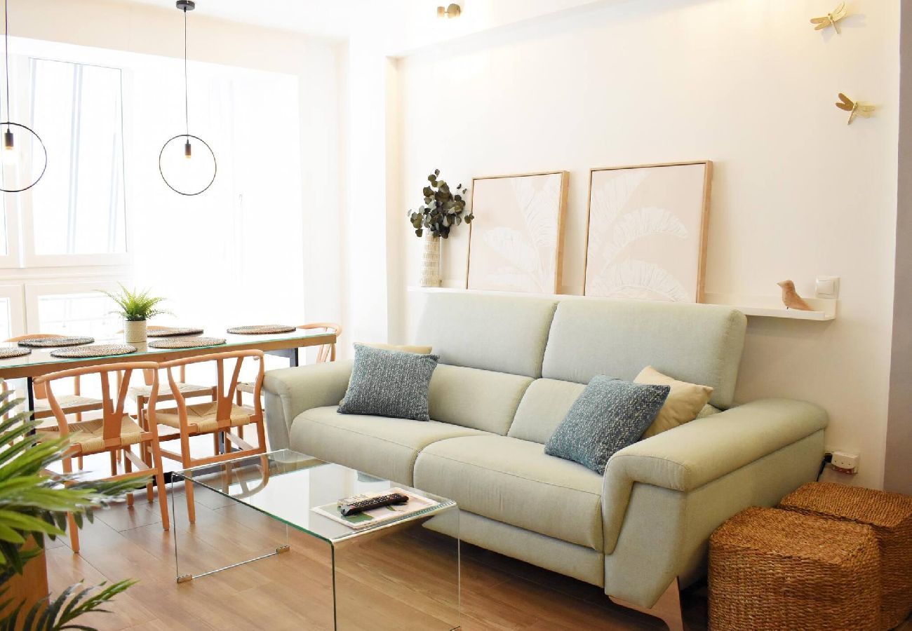 Apartamento-vacacional Málaga Seis-Huéspedes Easy-Rent-Málaga Perfecto-para-familias