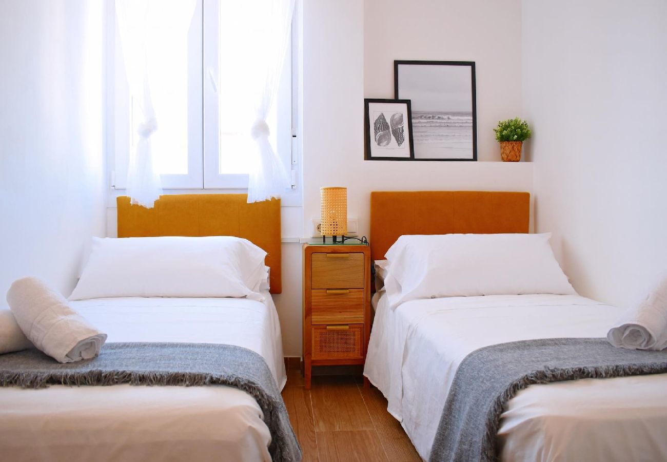 Apartamento-vacacional Málaga Seis-Huéspedes Easy-Rent-Málaga Perfecto-para-familias