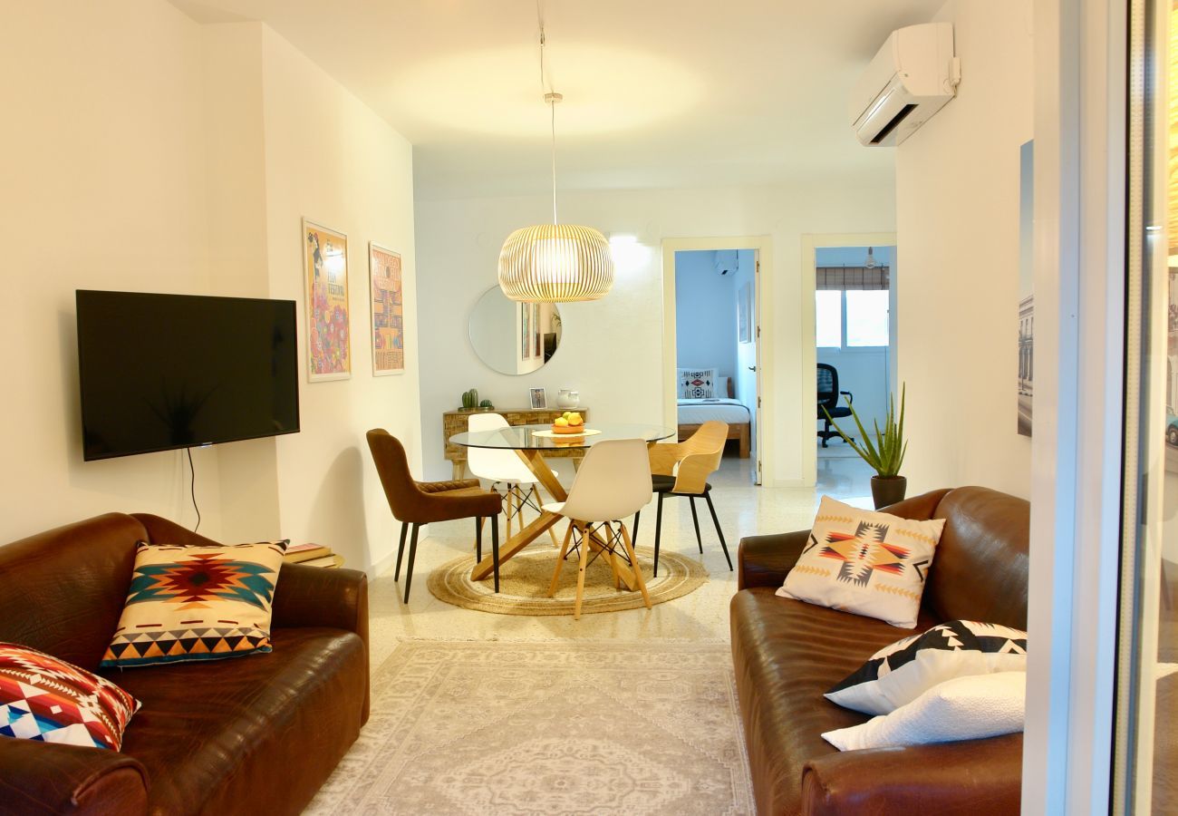  Apartamento-vacacional-Málaga Cinco-Huéspedes Easy-Rent-Málaga Perfecto-para-familias Centro-de-Málaga