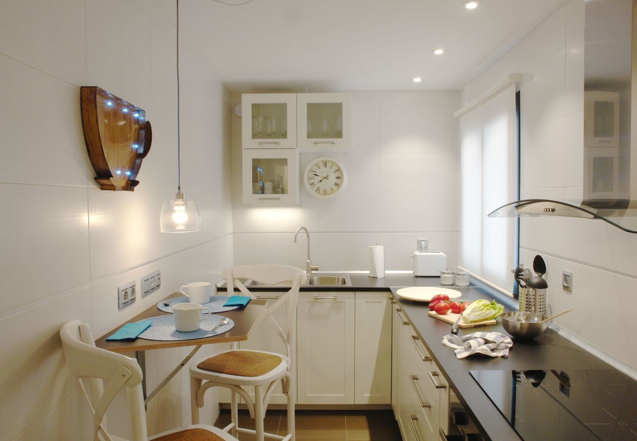 Apartamento-vacacional-Málaga Cuatro-Huéspedes Easy-Rent-Málaga Perfecto-para-familias Centro-de-Málaga