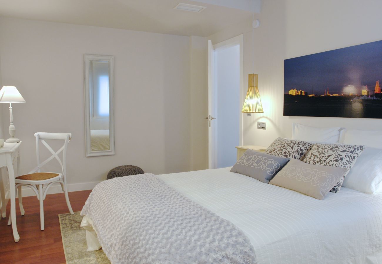 Apartamento-vacacional-Málaga Cuatro-Huéspedes Easy-Rent-Málaga Perfecto-para-familias Centro-de-Málaga