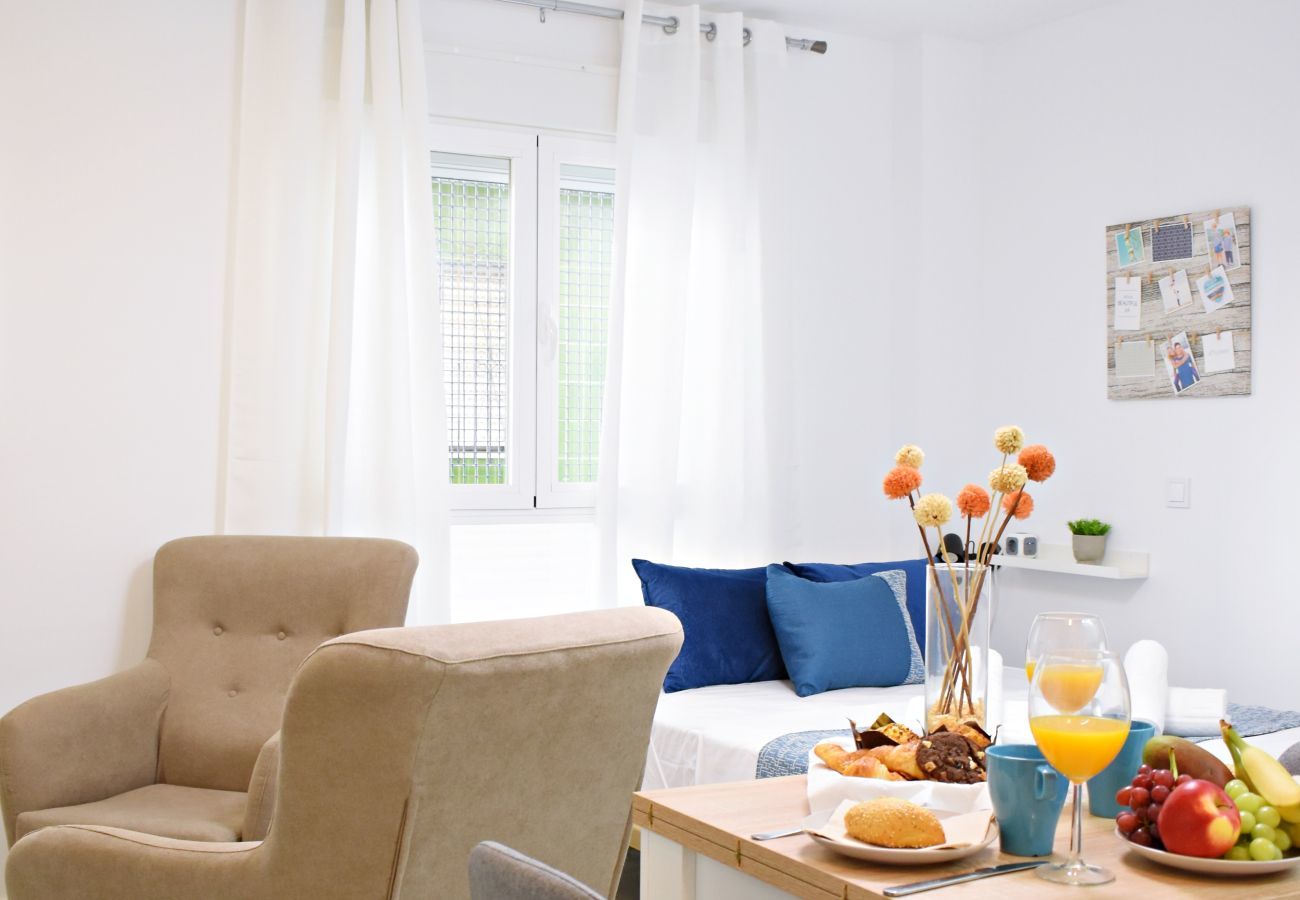 Apartamento-vacacional Málaga Dos-Huéspedes Easy-Rent-Málaga Perfecto-para-parejas