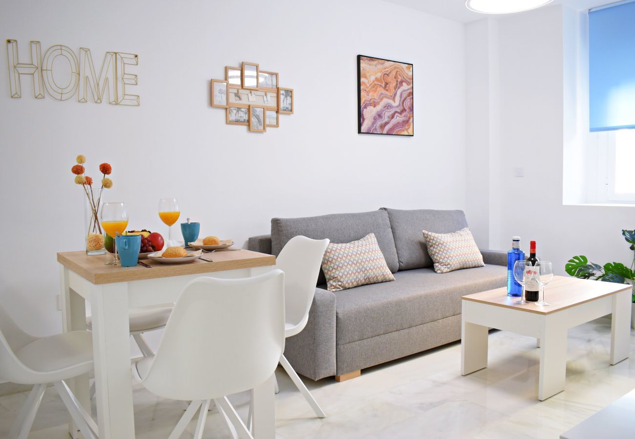 Apartamento-vacacional Málaga Cuatro-Huéspedes Easy-Rent-Málaga Perfecto-para-familias