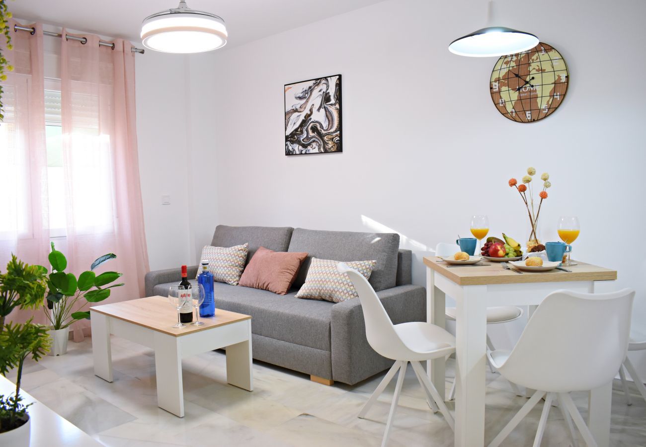 Apartamento-vacacional Málaga Cuatro-Huéspedes Easy-Rent-Málaga Perfecto-para-familias