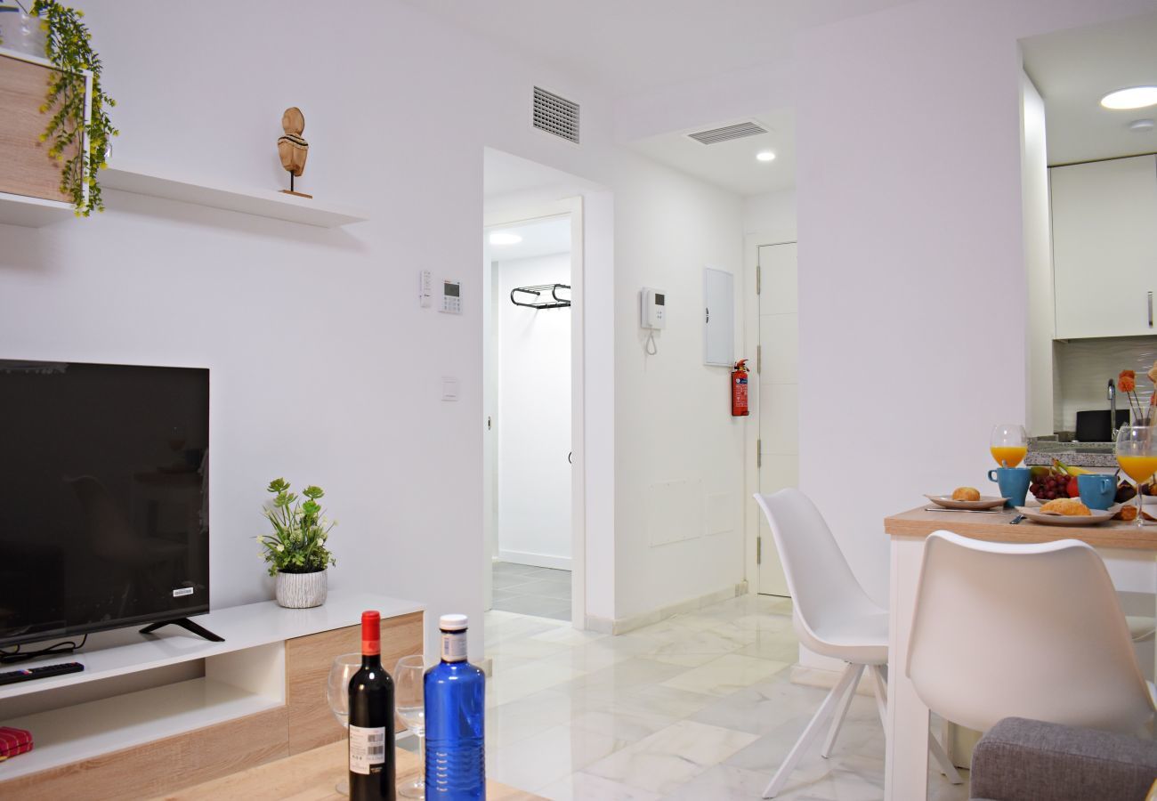 Apartamento en Málaga - AT La Isla: Preciosos apartamentos de la playa