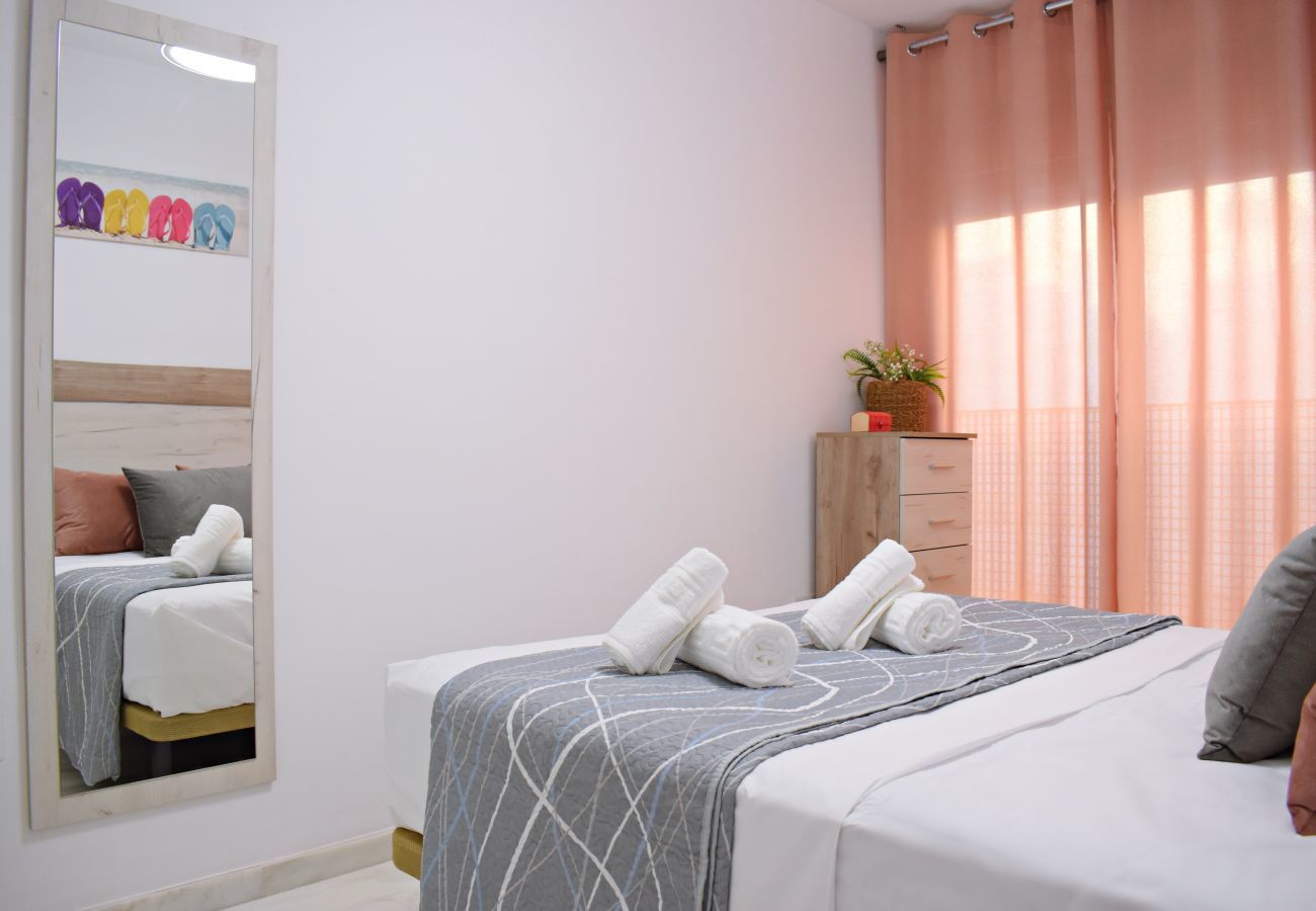 Apartamento en Málaga - AT La Isla: Preciosos apartamentos de la playa