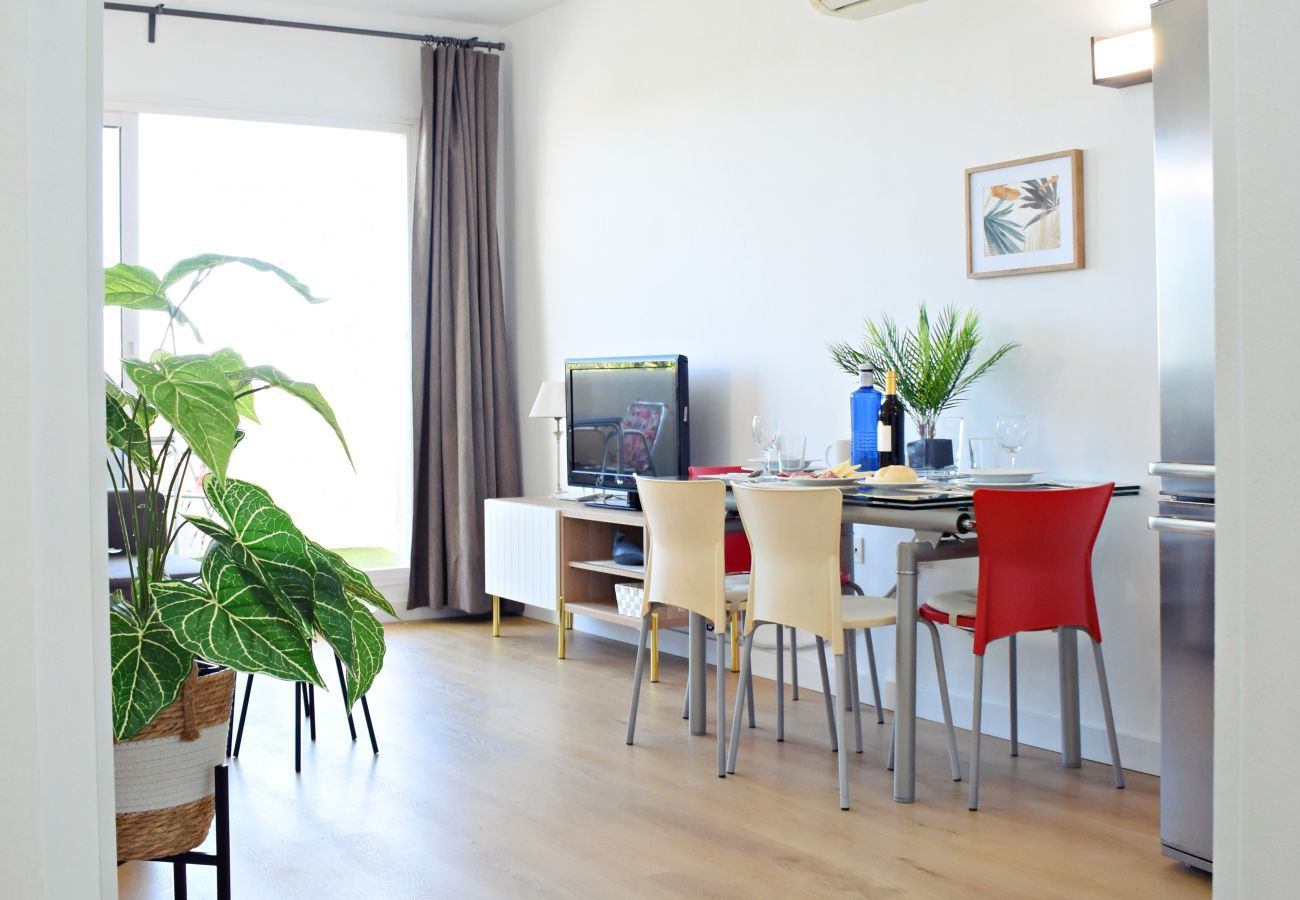 Apartamento en Arroyo de la Miel - Precioso apartamento en BenalBeach frente al mar
