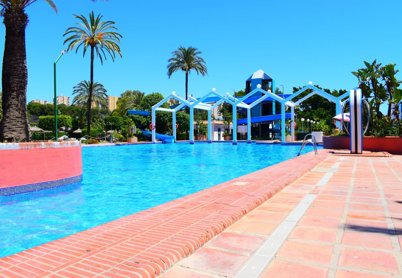 Apartamento en Arroyo de la Miel - Precioso apartamento en BenalBeach frente al mar