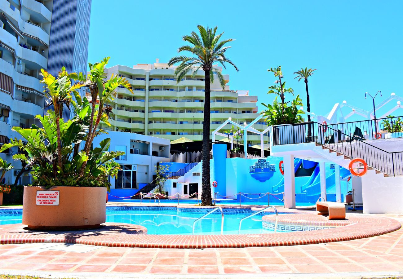 Apartamento en Arroyo de la Miel - Precioso apartamento en BenalBeach frente al mar