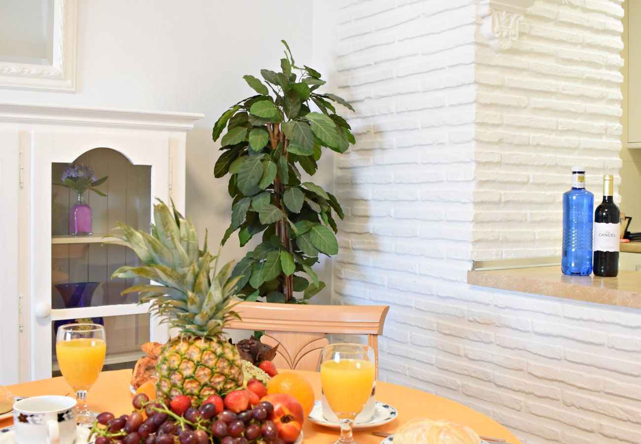 Apartamento en Benalmádena - Precioso apartamento en BenalBeach con vistas frente al mar