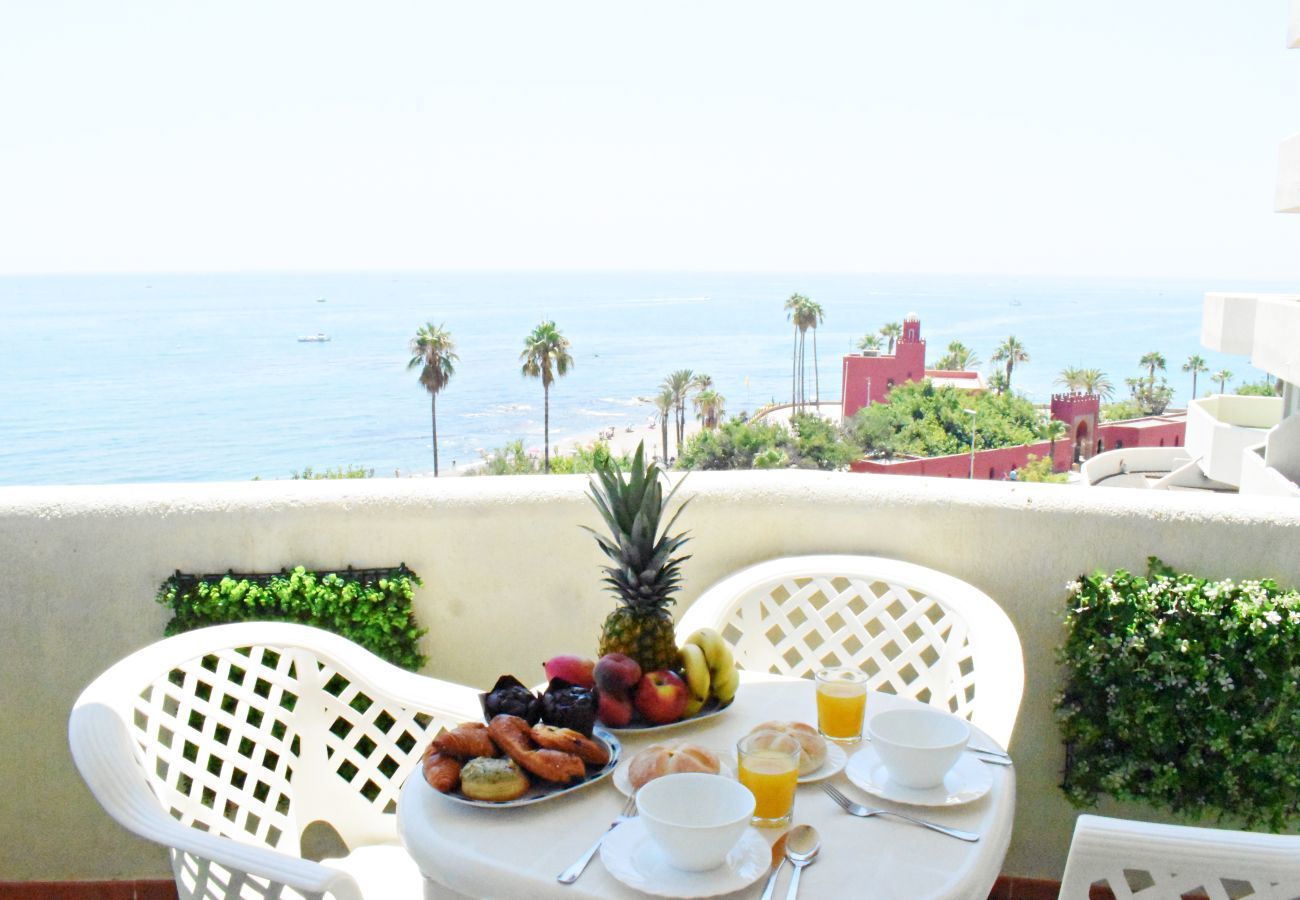Apartamento en Benalmádena - Luminoso apartamento en BenalBeach con vistas al mar