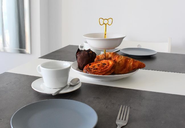 Studio in Torremolinos - Bright studio in front of the sea in Torremolinos Studio in Torremolinos - Bright studio in front of the sea in Torremolinos