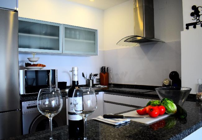 Studio in Torremolinos - Bright studio in front of the sea in Torremolinos Studio in Torremolinos - Bright studio in front of the sea in Torremolinos