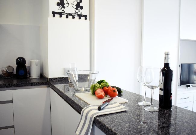 Studio in Torremolinos - Bright studio in front of the sea in Torremolinos Studio in Torremolinos - Bright studio in front of the sea in Torremolinos