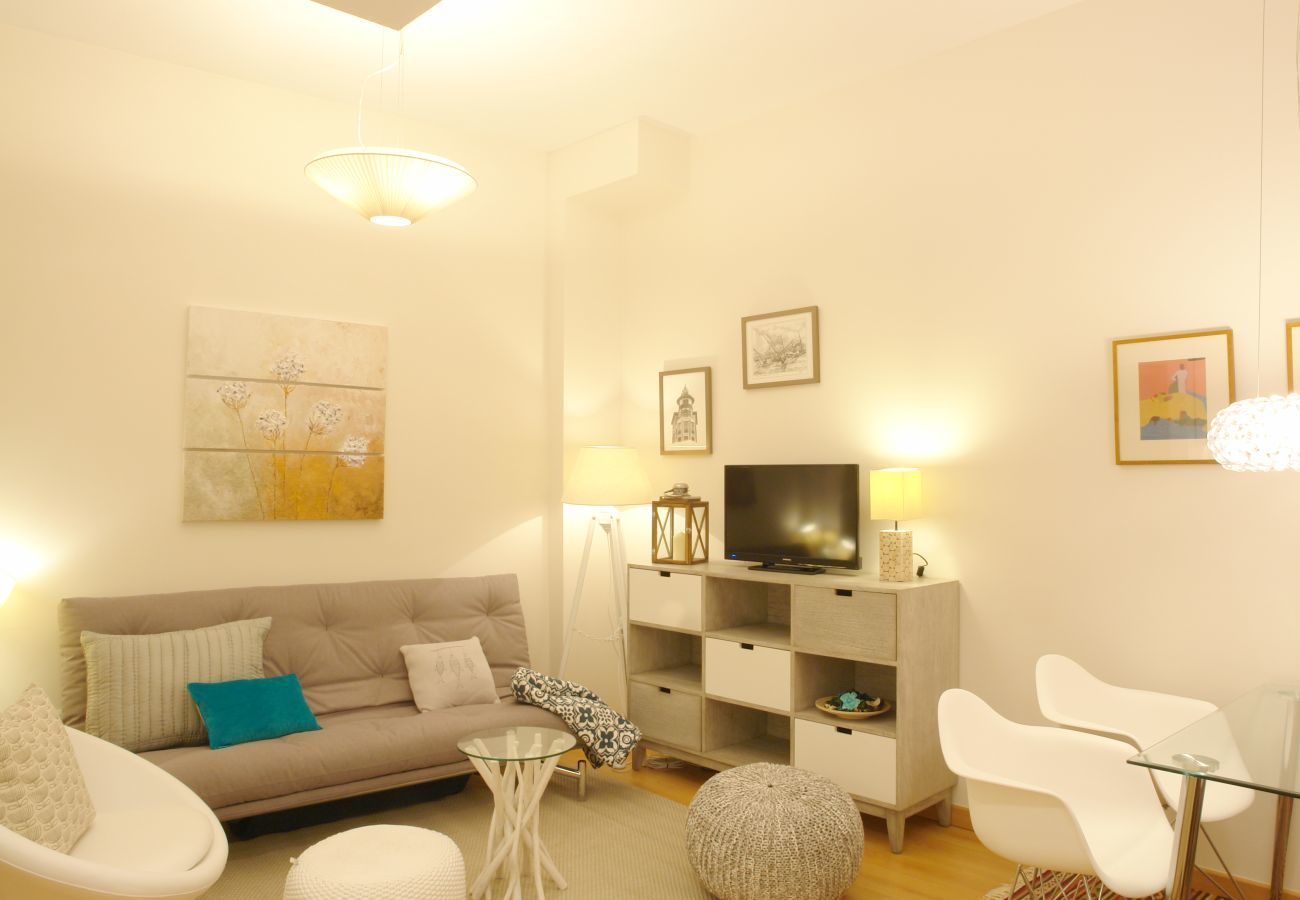 Apartment in Málaga - Modern holiday flat in the centre of Málaga