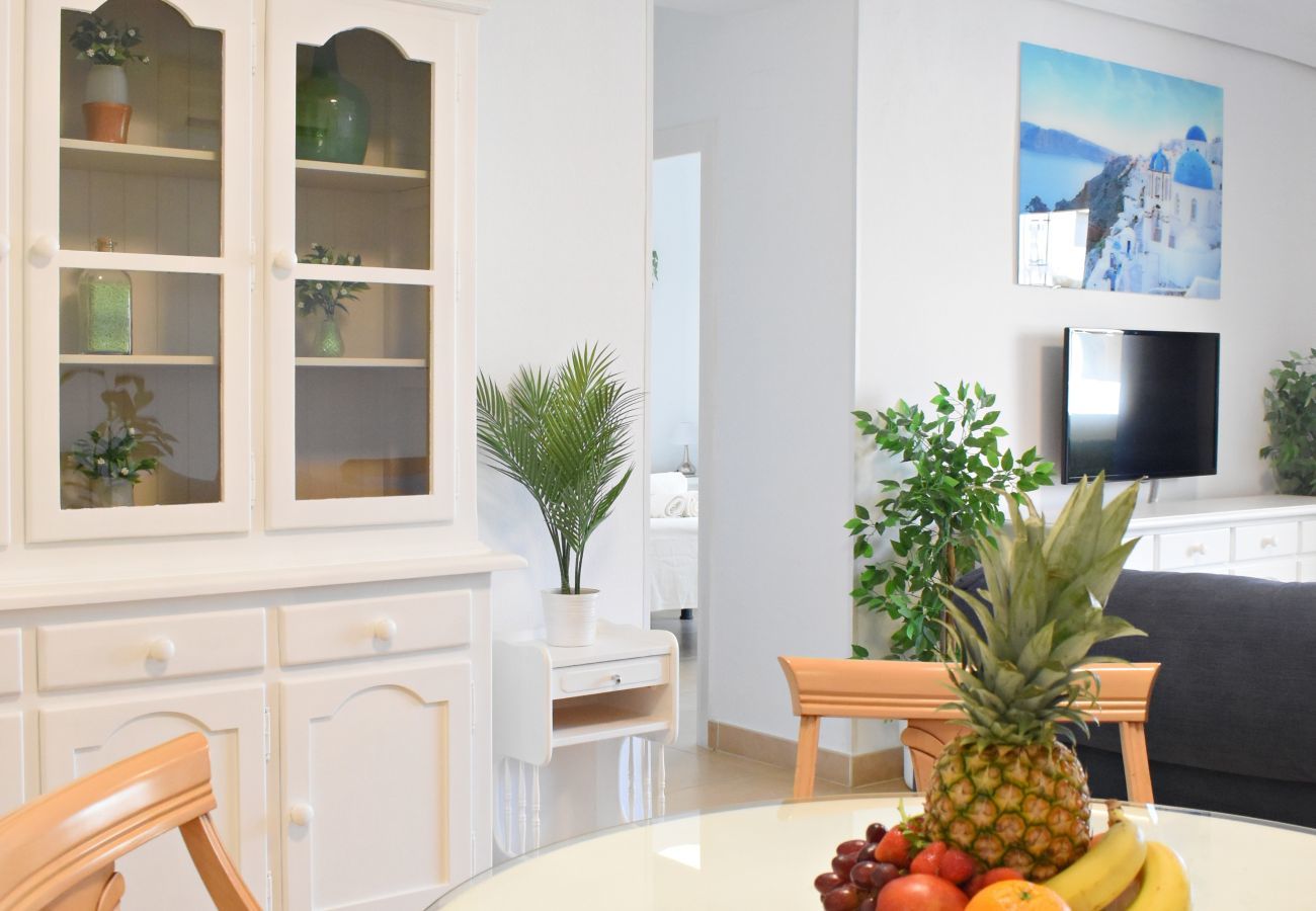 Apartment in Benalmádena - Beautiful flat in BenalBeach with sea views