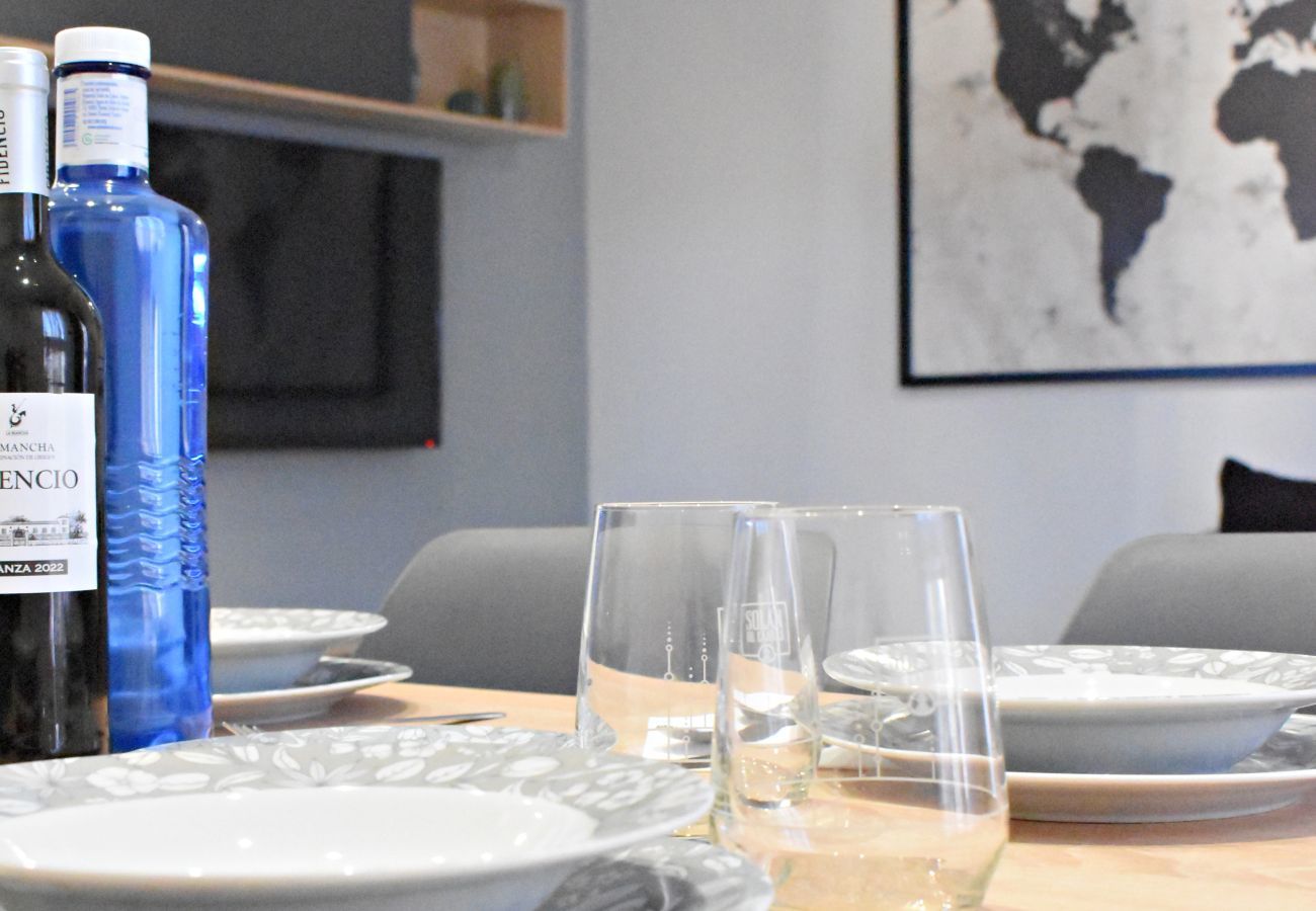 Apartment in Benalmádena - Precioso apartamento de dos dormitorios con jacuzzi en Benalmádena